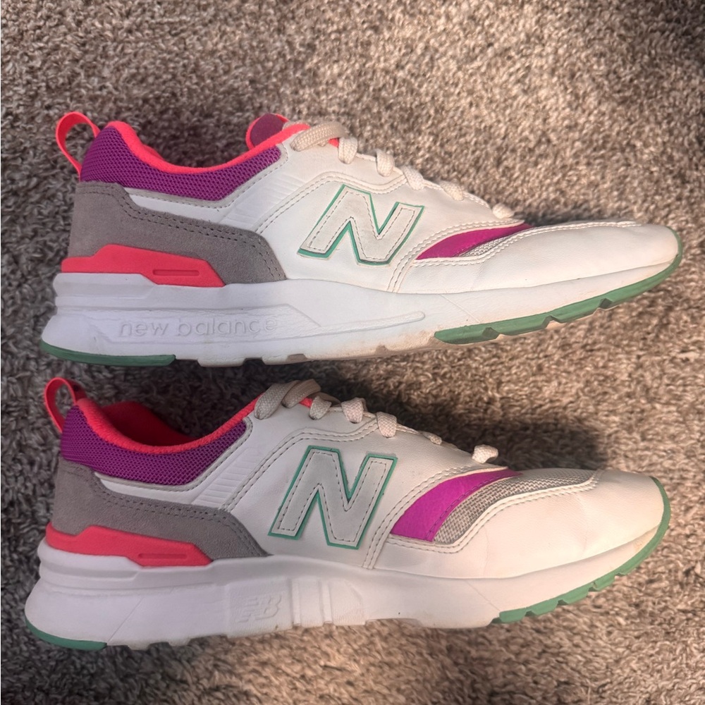 New Balance Women's Sneakers 997H